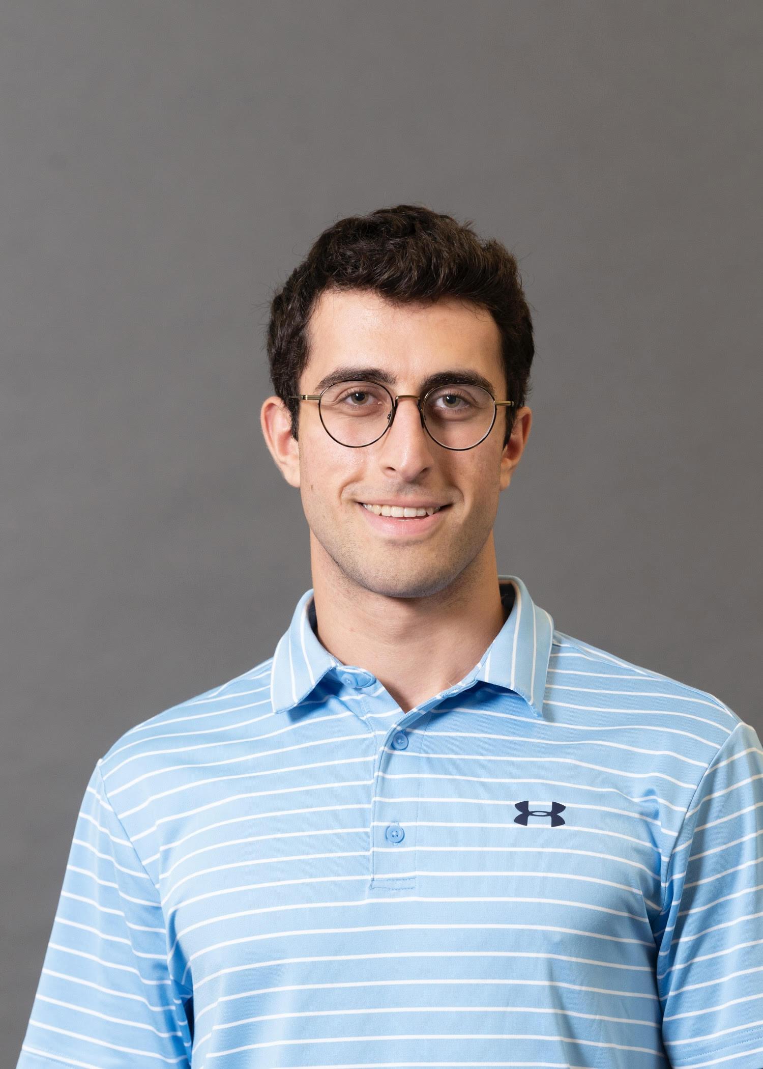 headshot of Aram Zaprosyan